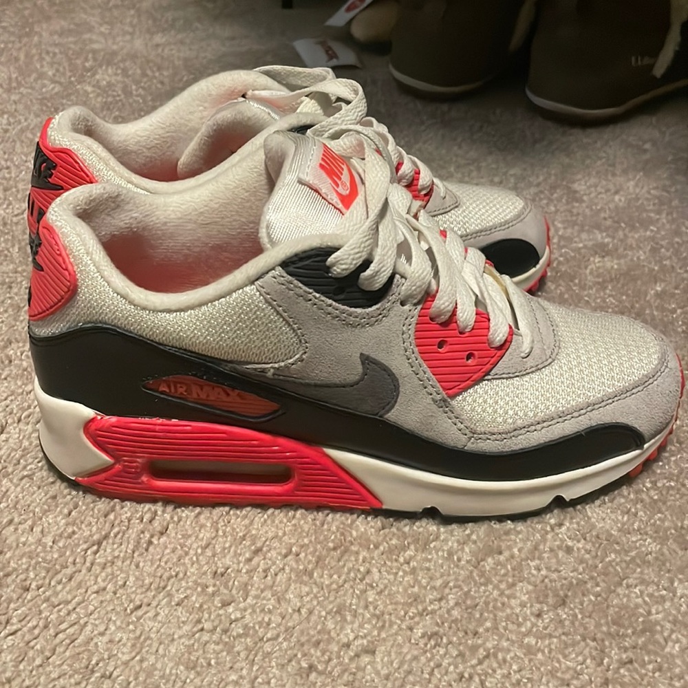 Nike Air Max 90 “Infrared”